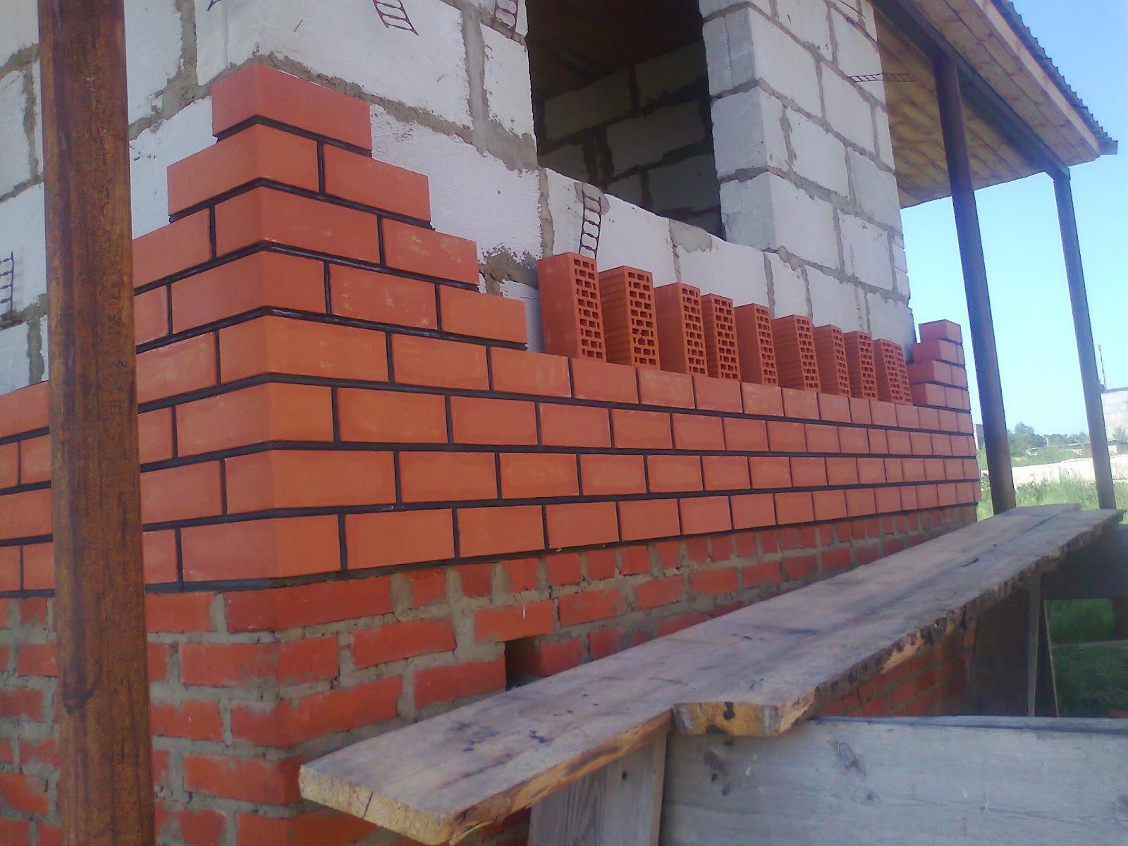 Облицовка дома из газобетона кирпичом