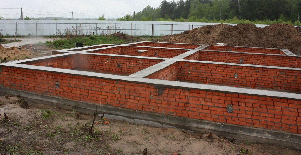 Кирпичный фундамент